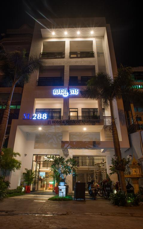 White Residence Hotel & Apartment Phnom Penh Exterior photo