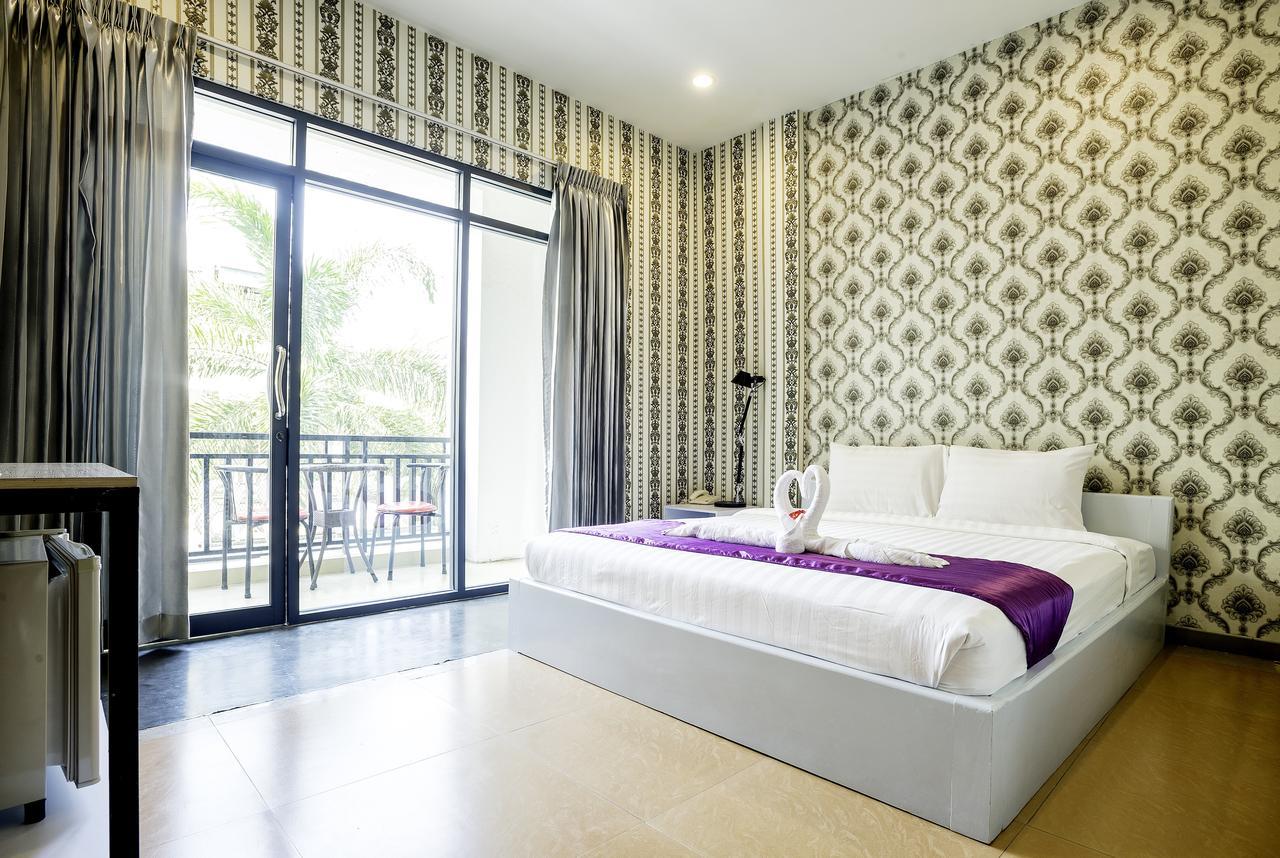 White Residence Hotel & Apartment Phnom Penh Exterior photo