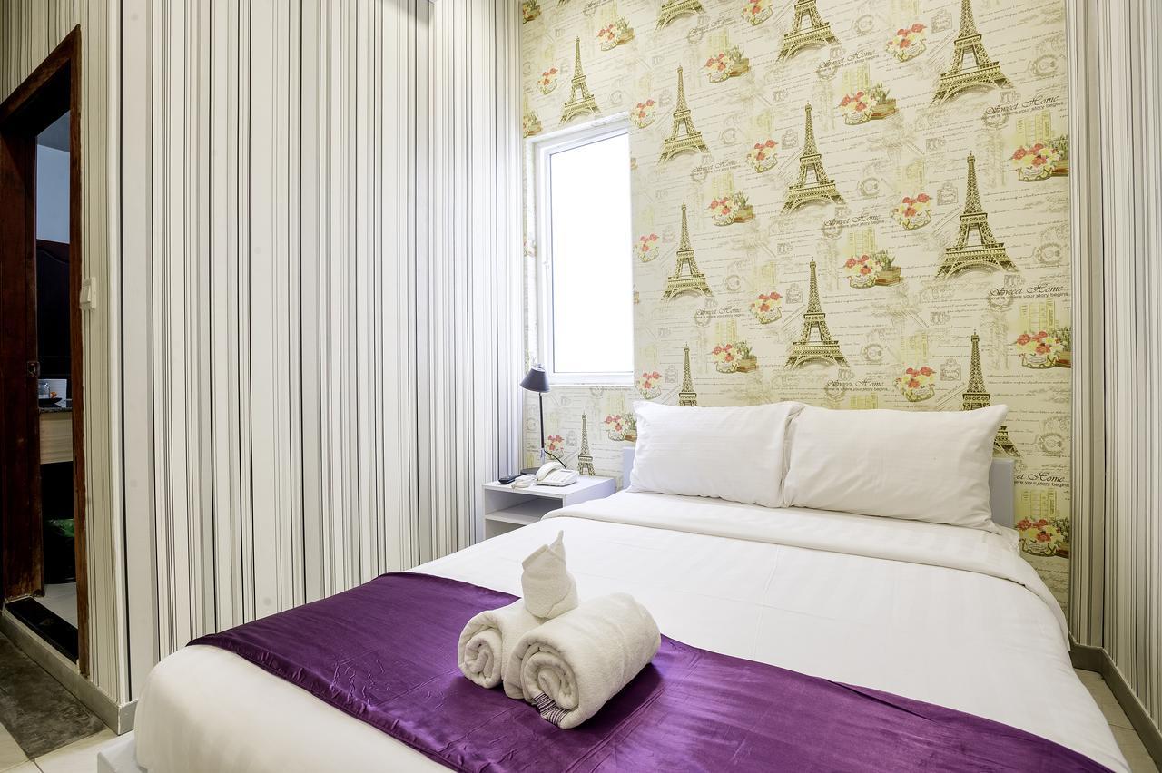White Residence Hotel & Apartment Phnom Penh Exterior photo