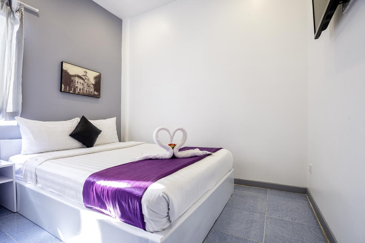 White Residence Hotel & Apartment Phnom Penh Exterior photo